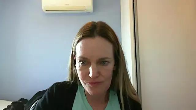 Annylove1 from StripChat