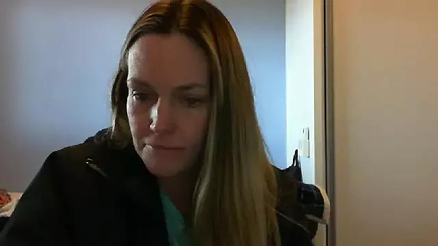 Annylove1 from StripChat