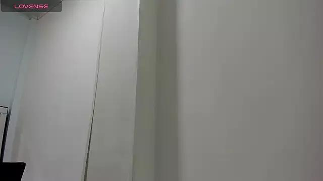 Annyrosee from StripChat