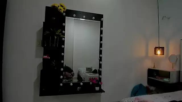 Annyrosee from StripChat