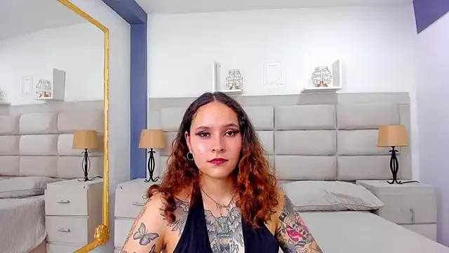 AnnyThompson_ from StripChat