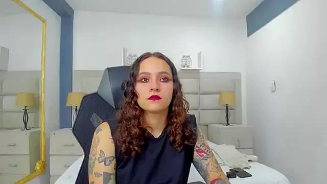 AnnyThompson_ from StripChat