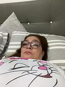 AntonellaAlondra4 from StripChat is Freechat