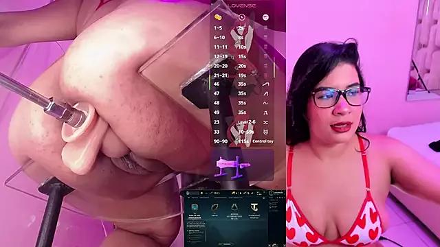 AntonellaVegas from StripChat is Freechat