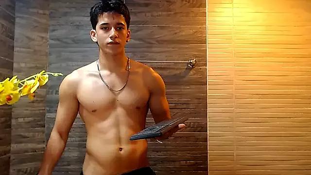 AntonySummer from StripChat is Freechat