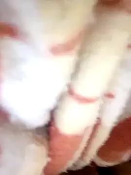 Apeesynka552 from StripChat