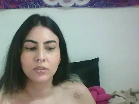 ApenasLys webcams show profile image 