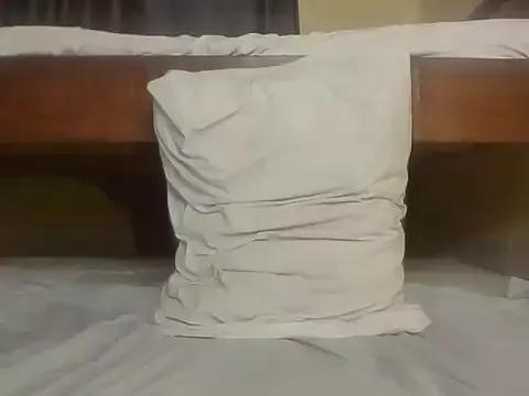 Apple_bitch from StripChat