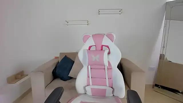 april_smiith from StripChat is Freechat