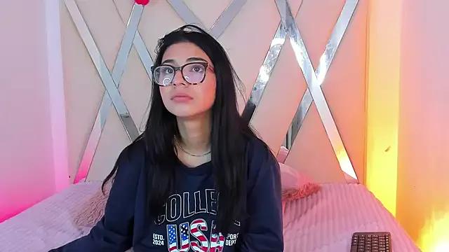 AprilAddams_ from StripChat is Freechat