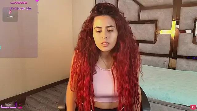 aprilrussell_ from StripChat is Freechat