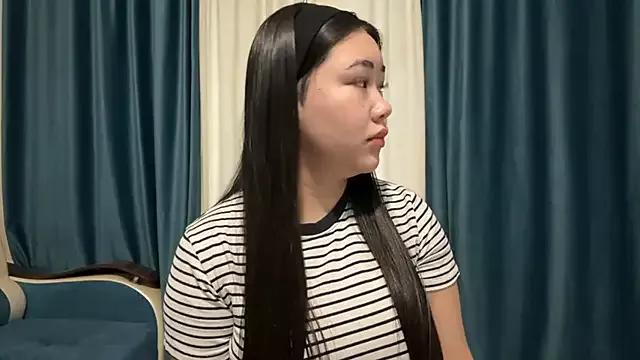 APRYLSUN webcams show profile image 