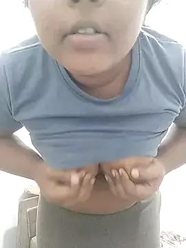 Apsaralive from StripChat is Freechat