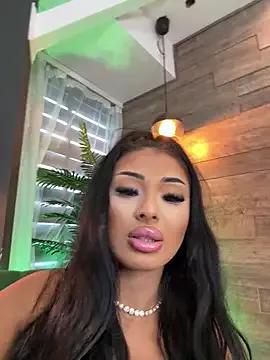 ArabellaPosh from StripChat is Freechat