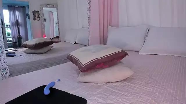 Arabiell from StripChat