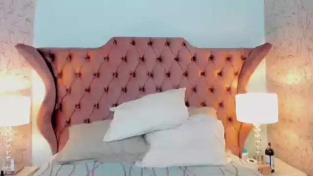 Arakny_Roz webcams show profile image 