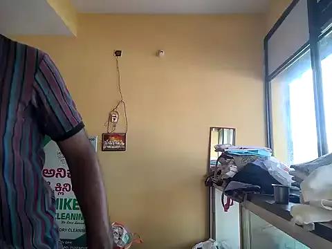 Arav1234a webcams show profile image 
