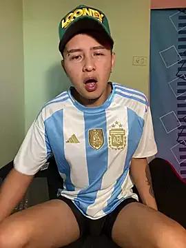 Archie-Davis from StripChat is Freechat