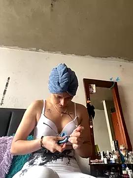 Aria_beauti from StripChat