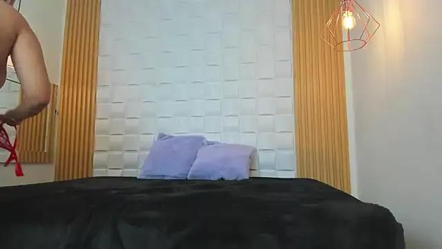 AriaBelle from StripChat is Freechat
