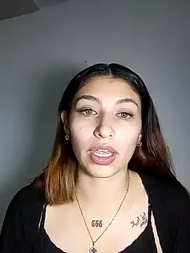 AriaBliss- from StripChat is Freechat