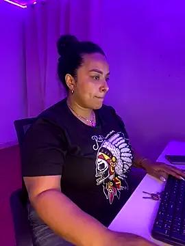 ariadna_cooper from StripChat