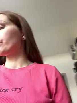 AriadnaBabyy from StripChat is Freechat