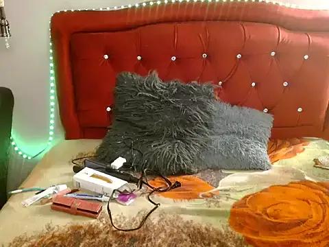 AriadnaTabooMilk from StripChat is Freechat