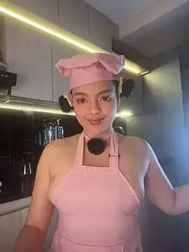 AriaHeavenss from StripChat