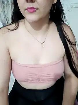 Ariakris from StripChat