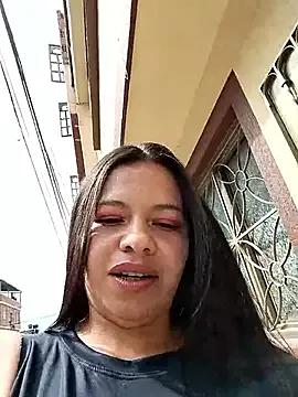 Ariana-07 from StripChat