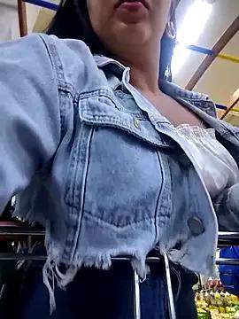 Ariana-pp03 from StripChat