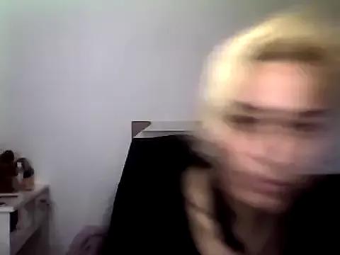 ariana_crazzy from StripChat