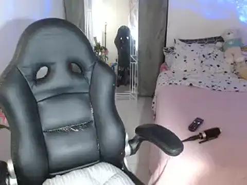 Ariana_girlhots from StripChat