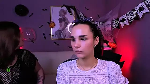 ariana_ross7 from StripChat