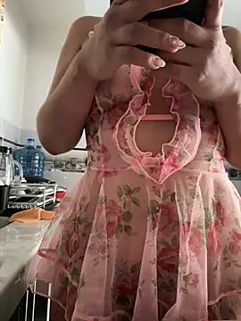 ARIANA_SAENS from StripChat