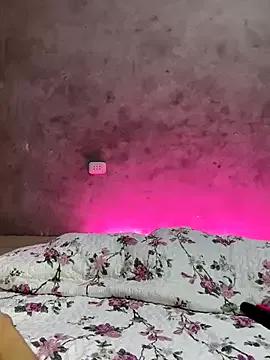 Ariana_TuFantasiaHot from StripChat is Freechat