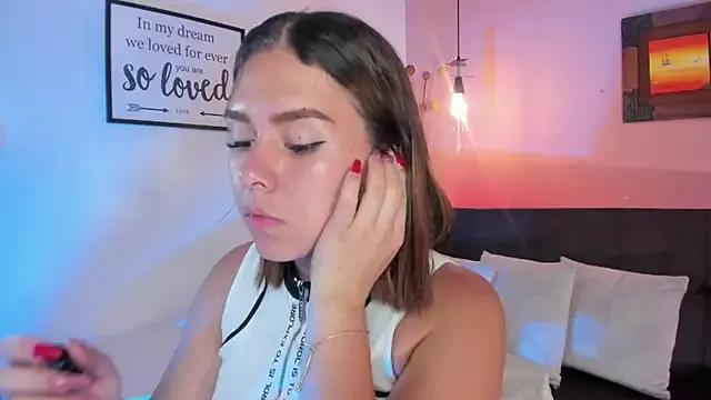 ArianaBaker from StripChat