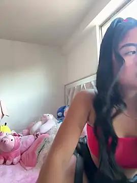 ArianaRouss from StripChat