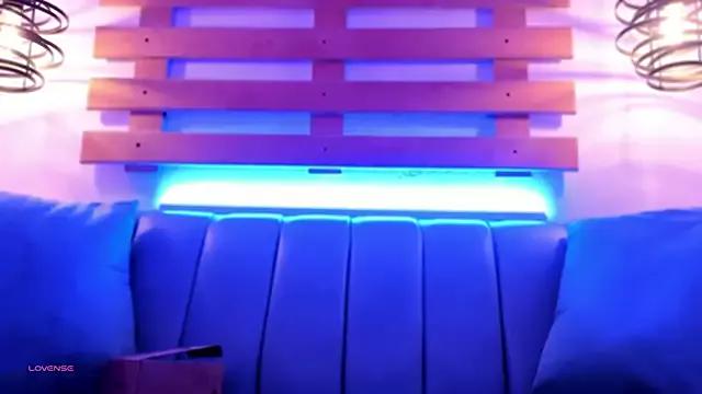 ArianaSantana from StripChat
