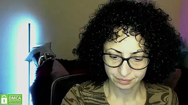 Arianasweety23 from StripChat is Freechat