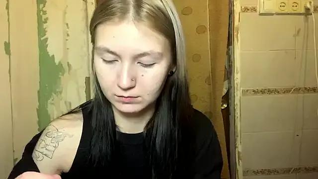 ArianeBhayani from StripChat