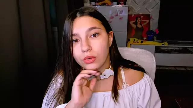 Arianna_Grend from StripChat is Freechat