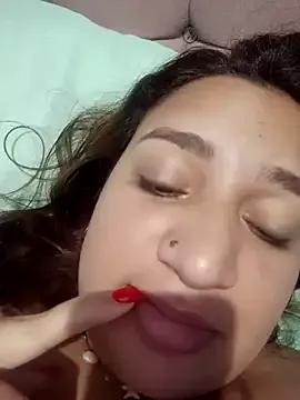 Arianna_Hot777 from StripChat
