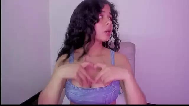 Arianna_Jannes from StripChat