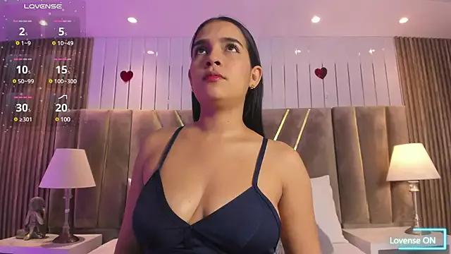 Arianna_Thompson from StripChat