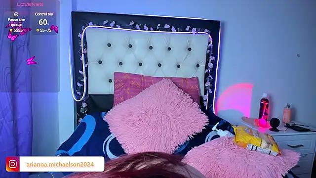 AriannaMichaelson from StripChat