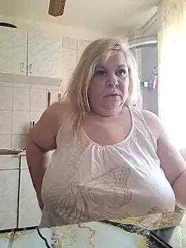 AriannaMilf from StripChat