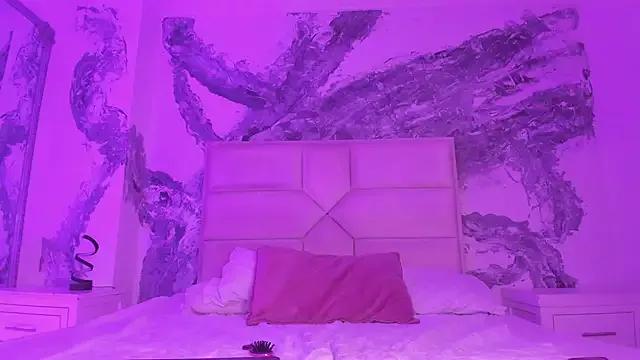 AriannaRouxx from StripChat