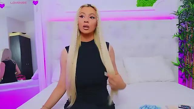 AriannaSins from StripChat